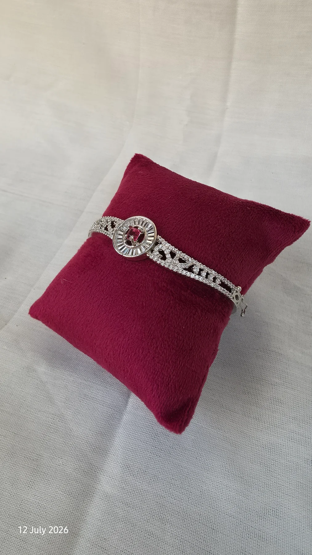 Open bracelet(Pink) image 1