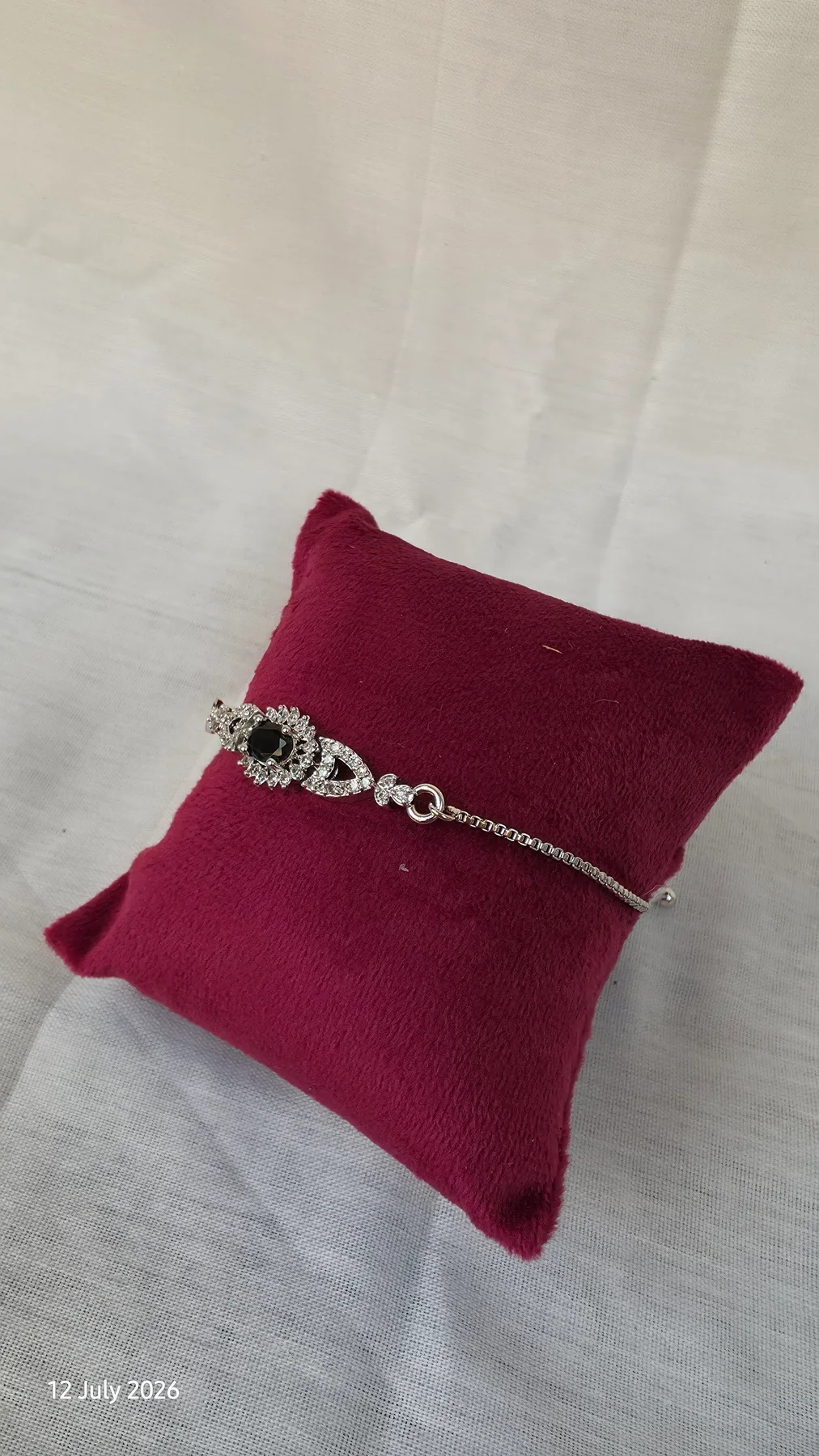 Adjustable bracelet(black/white/dark green) Black image 1