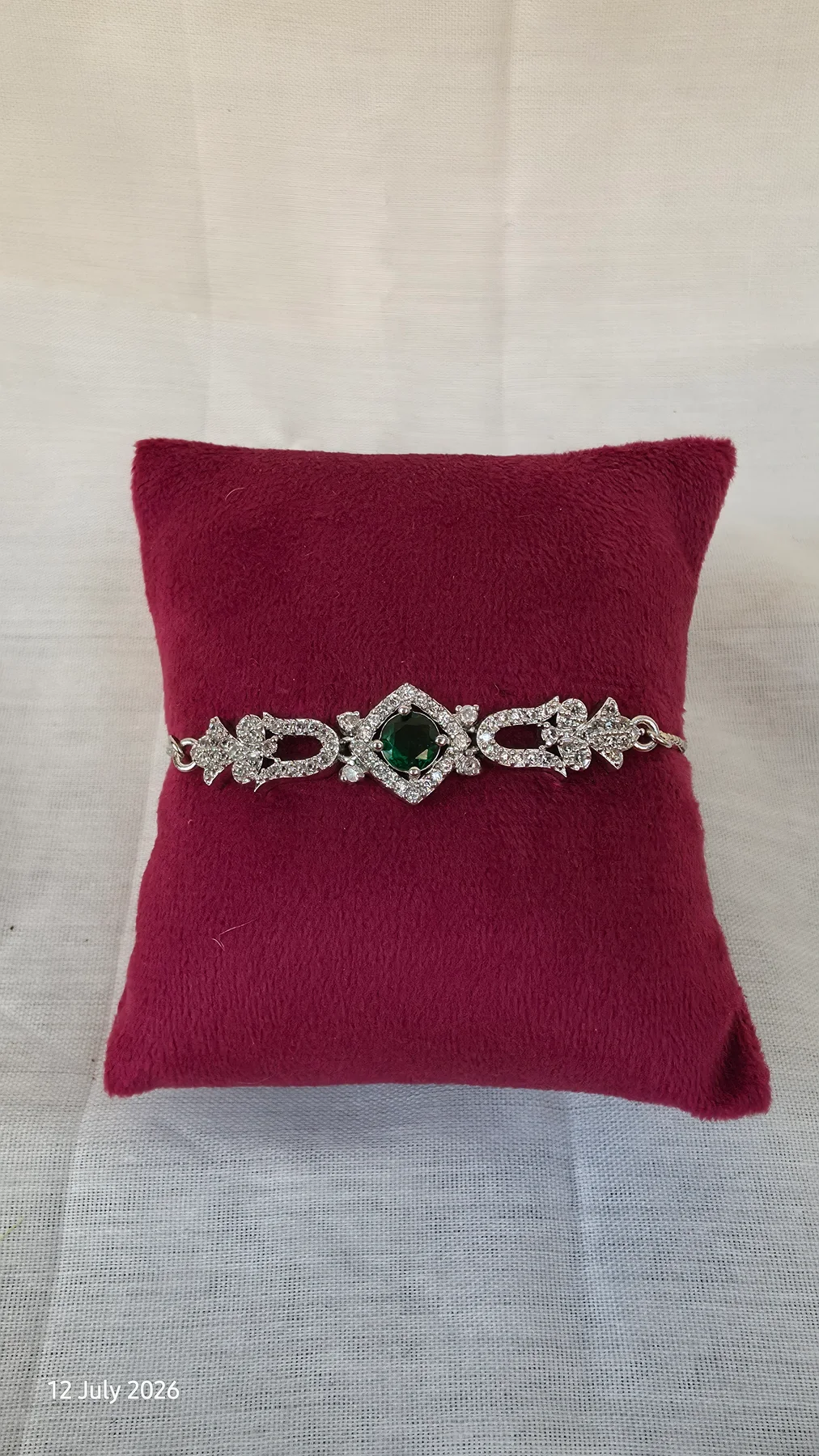 Adjustable bracelet(Green/dark green/ red) Green image 2