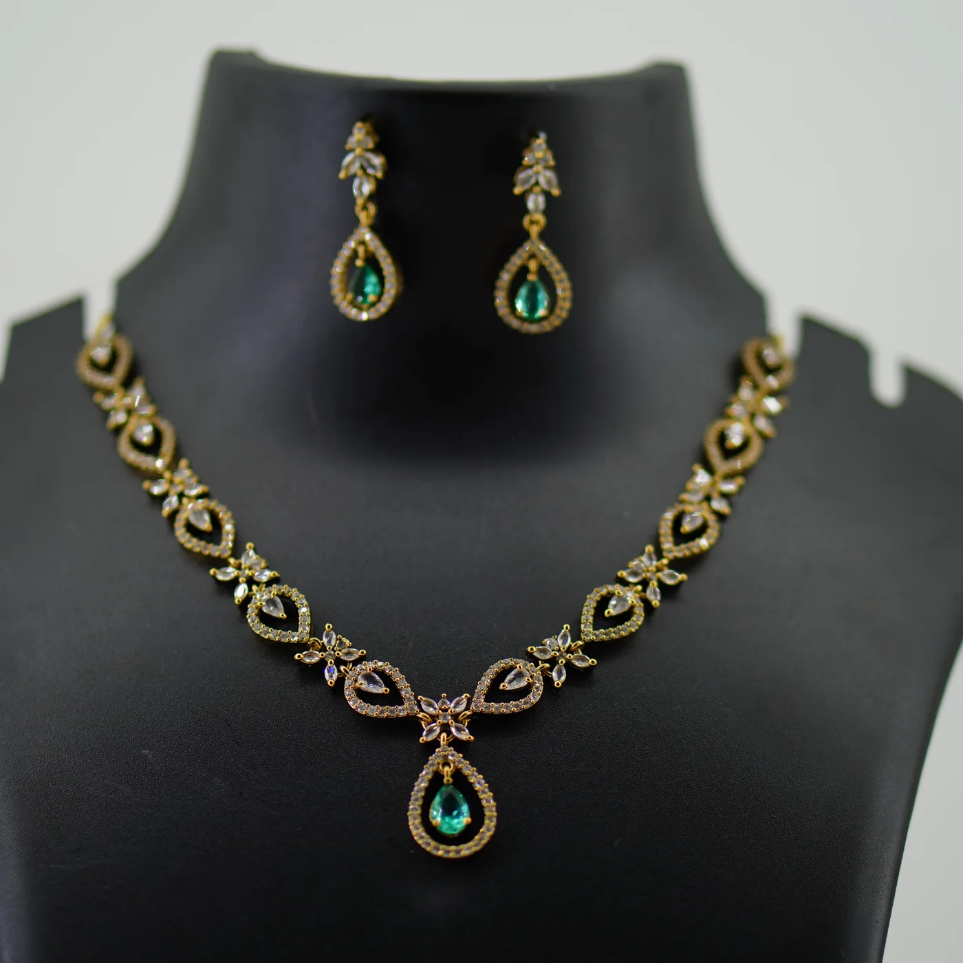 Trendy neckset(Dark Green/Light Green) hanging drop image 1