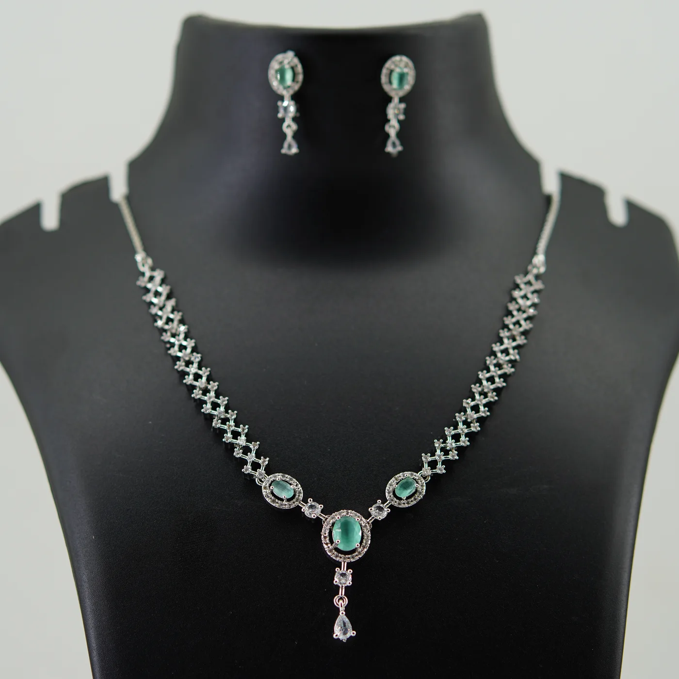 Diamond white light (pink/blue) pendant image 1