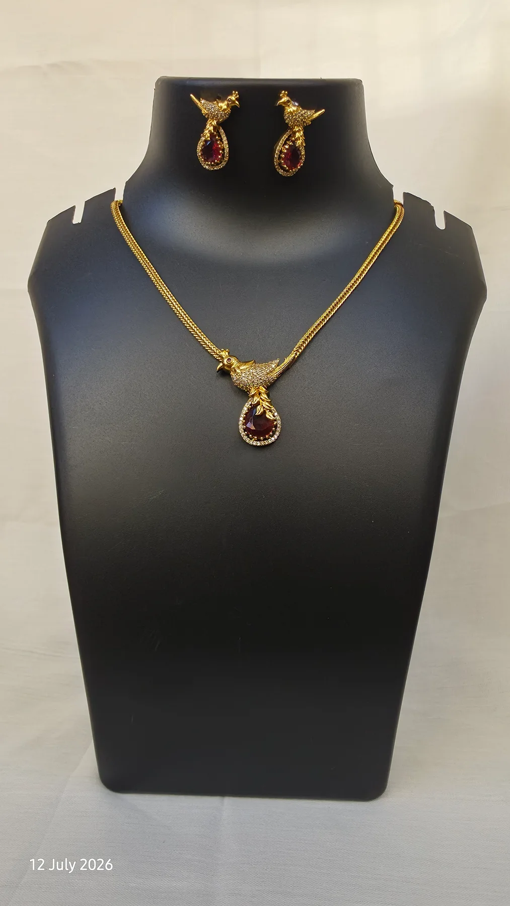 Parrot Pendant Red image 1