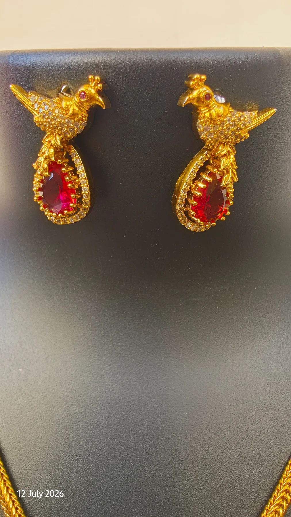 Parrot Pendant Red image 3