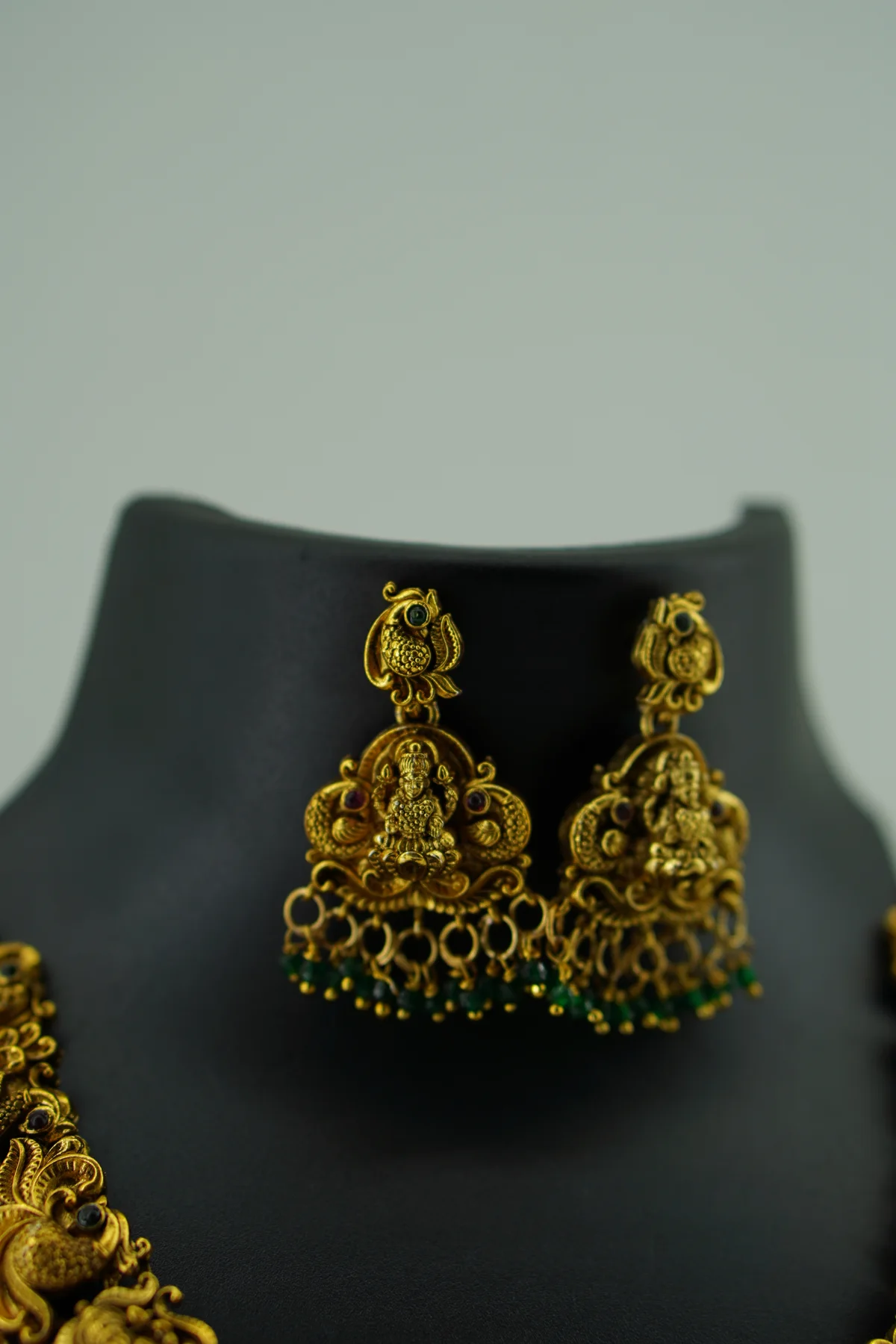 Small Lakshmi Close (Green) Green image 2