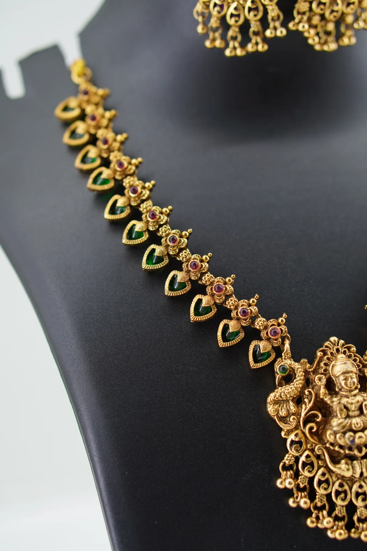 Green Drop Lakshmi Pendant image 3
