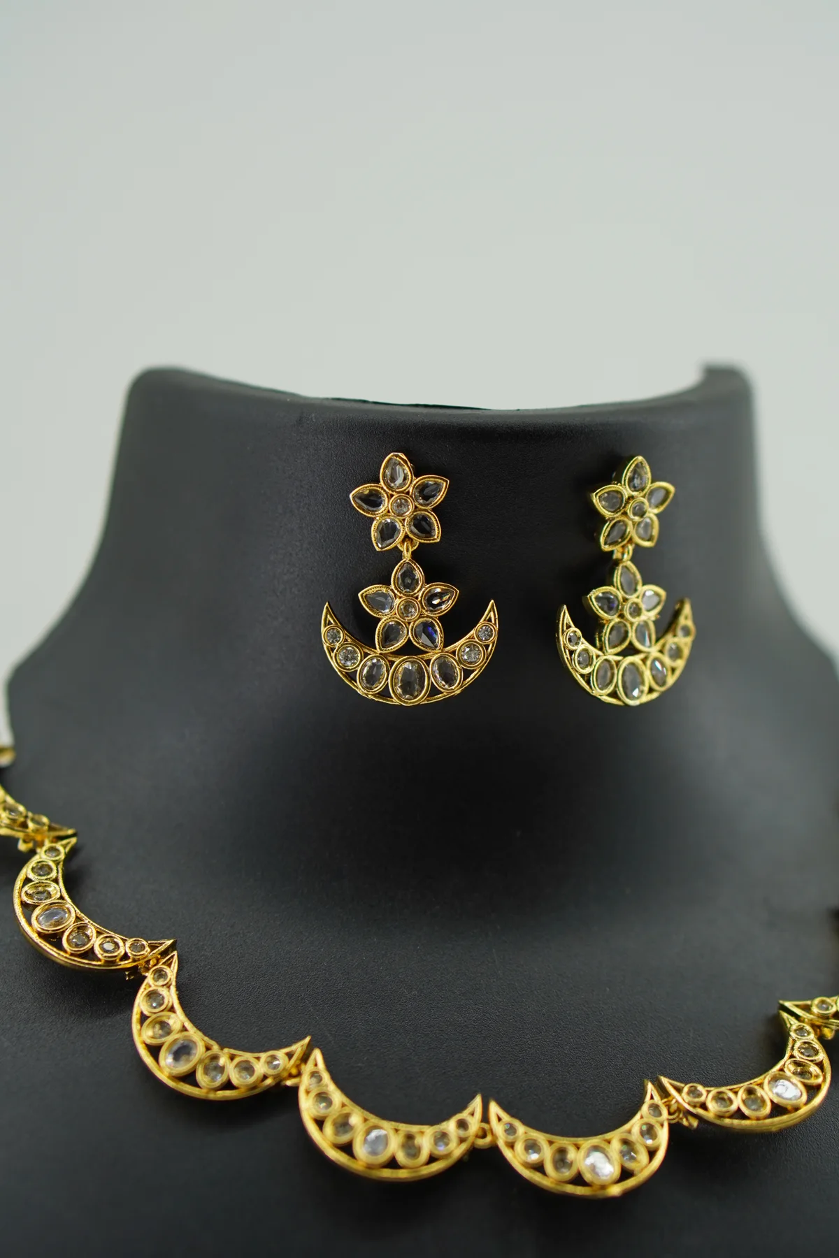 Half Moon AD Stone Neckset image 3