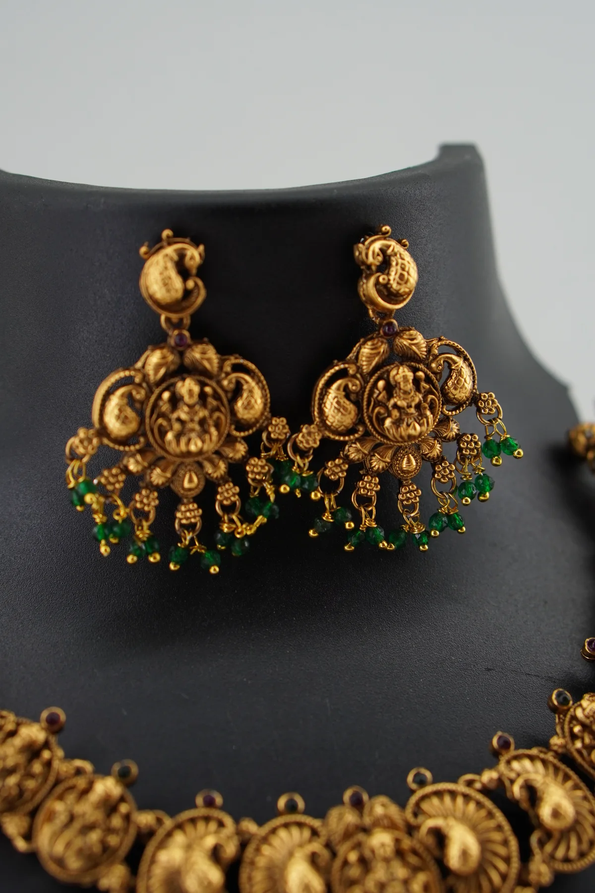 Close Up Lakshmi With Hanging pearls(green/red) Green image 3