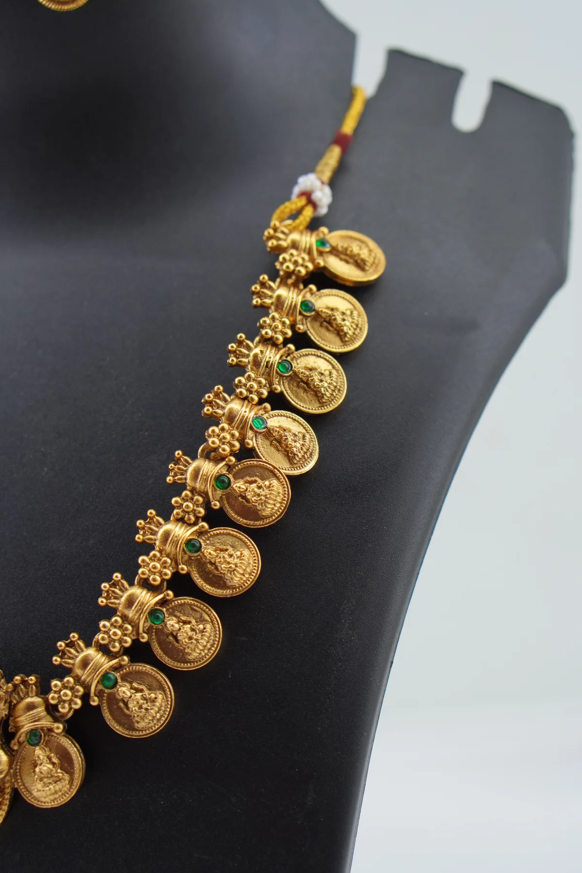 Kamatchi Pendant neckset(red/green) image 3