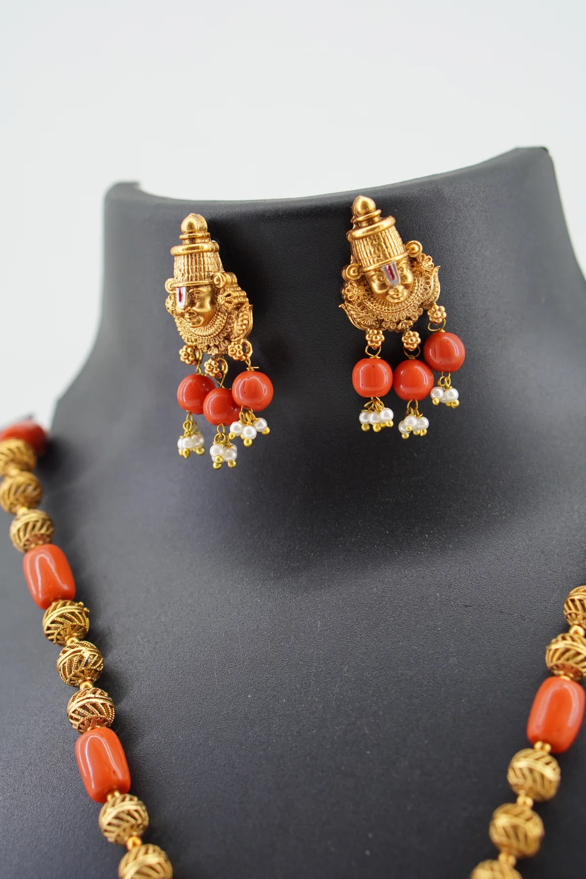Coral Venkatachalapathy Neckset image 3